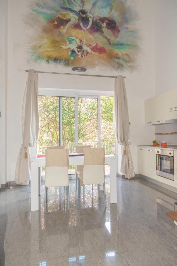 Palazzo Leo Suite And Apartment Lecce Esterno foto
