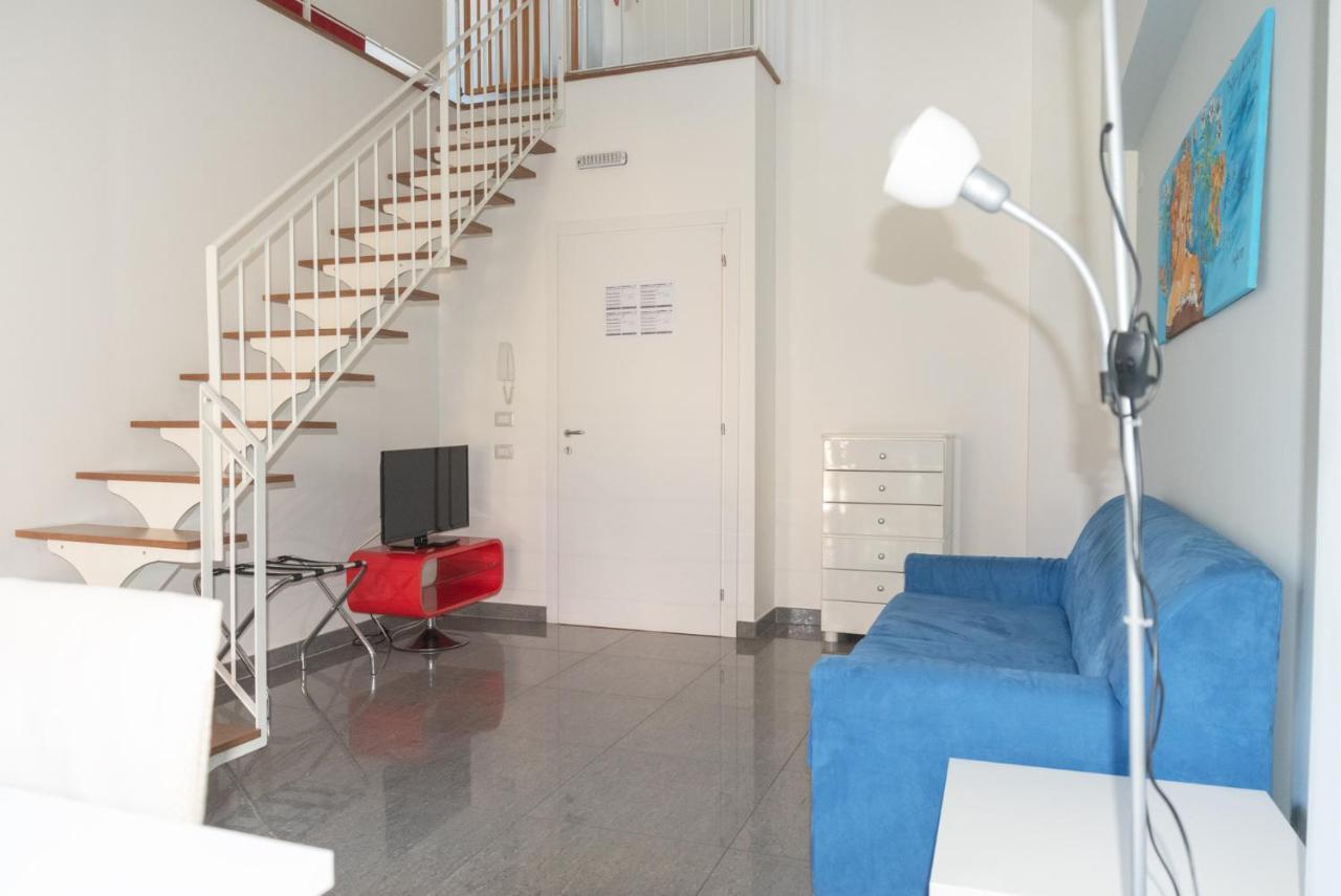 Palazzo Leo Suite And Apartment Lecce Esterno foto